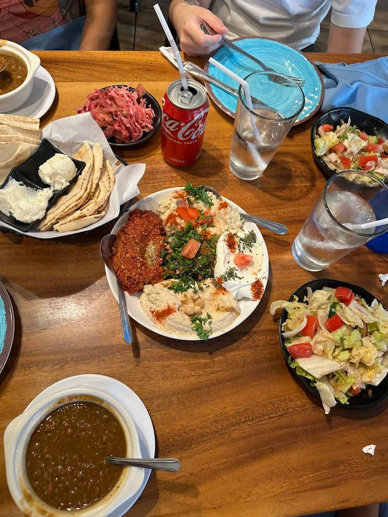 Elena's Greek Armenian Restaurant restaurant in Glendale - photo 3