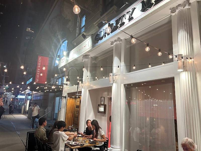 Quality Meats restaurant in New York - photo 5