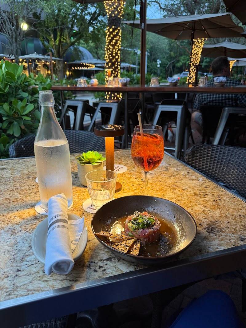 Greenstreet Cafe restaurant in Miami - photo 3