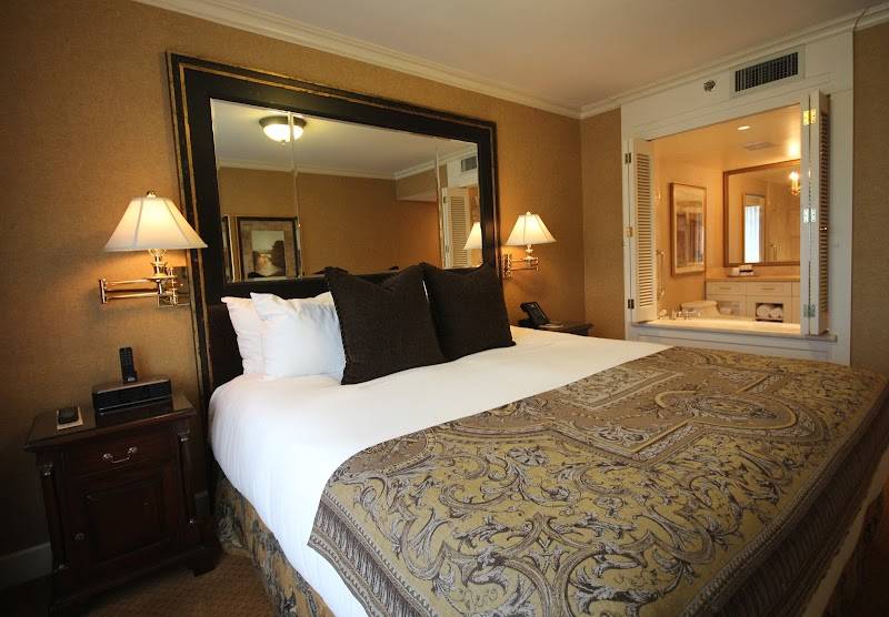 Wedgewood Hotel & Spa restaurant in Vancouver - photo 5