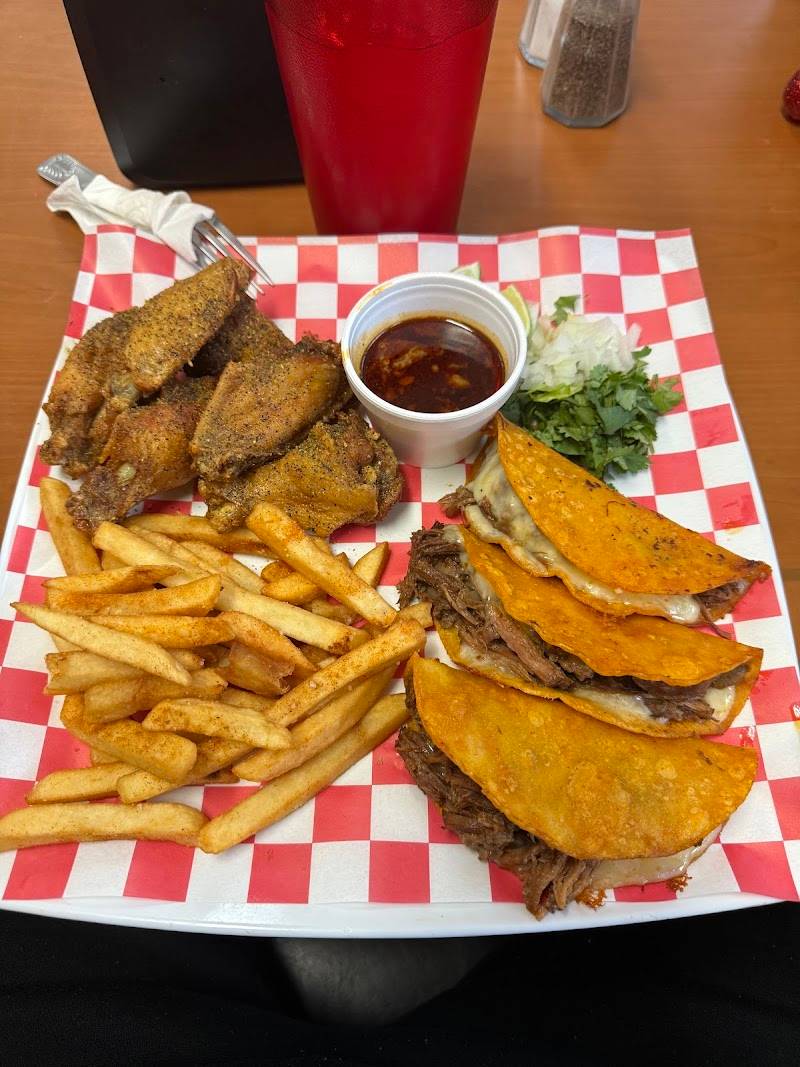 Long Wong's Mohave restaurant in Phoenix - photo 3