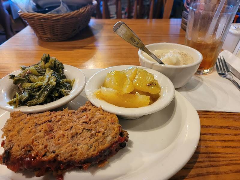 Cracker Barrel Old Country Store restaurant in Houston - photo 3