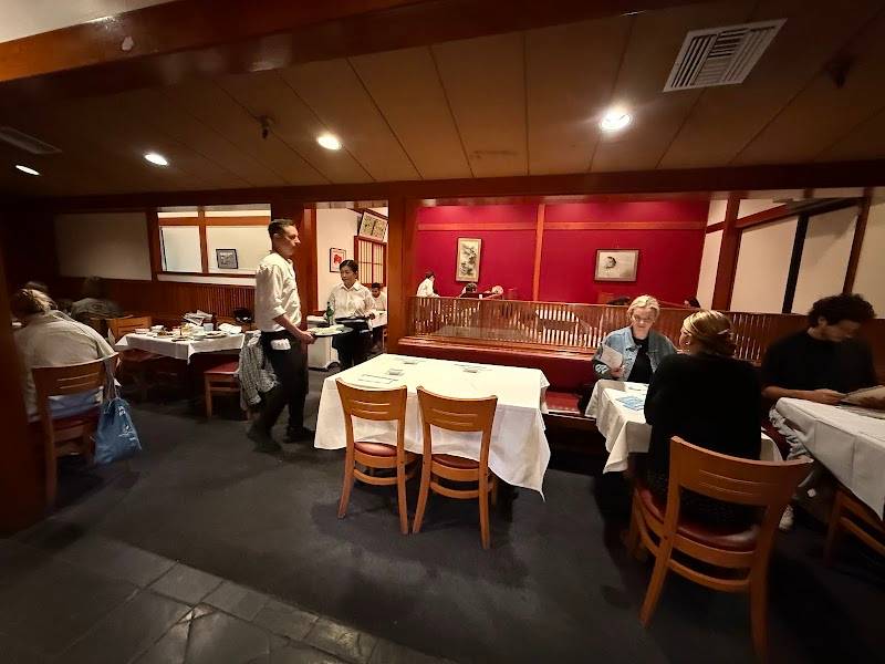 Sushi Gen restaurant in Los Angeles - photo 2
