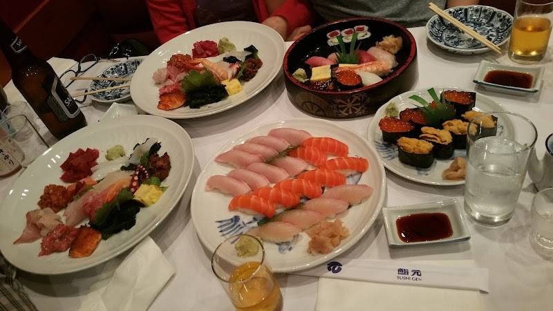 Sushi Gen restaurant in Los Angeles - photo 3