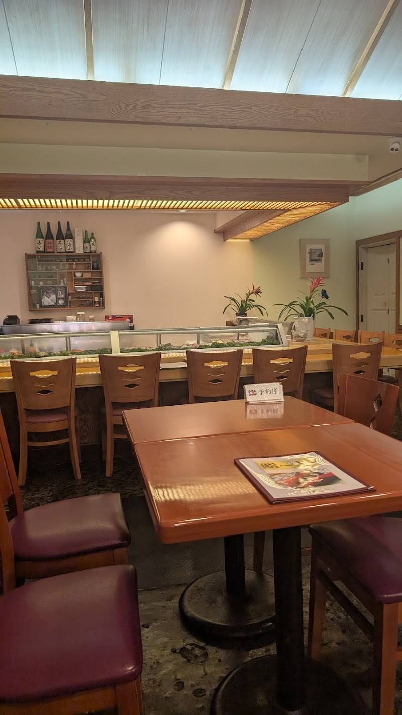 Sushi Go 55 restaurant in Los Angeles - photo 5