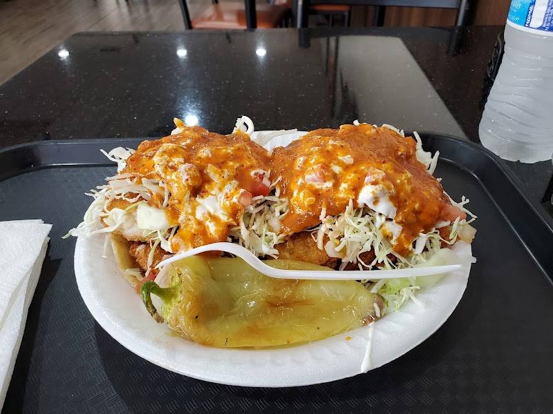 Mariscos Las Brisas restaurant in Los Angeles - photo 2