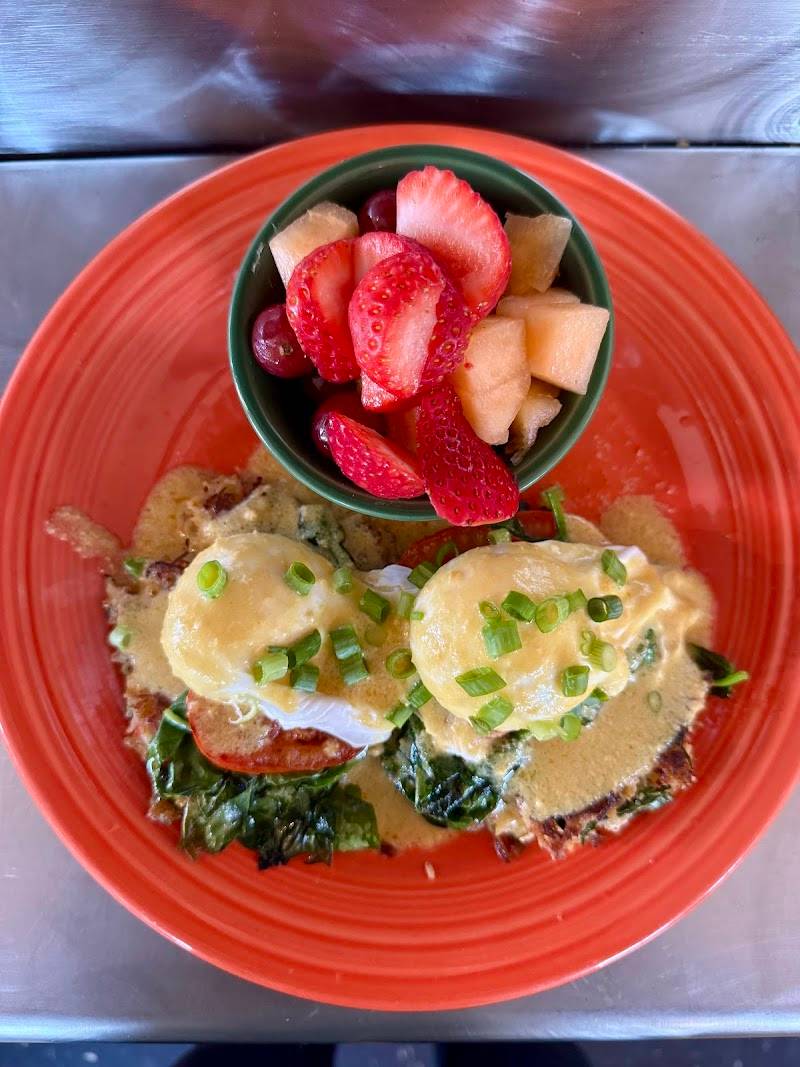 Crest Cafe restaurant in San Diego - photo 2