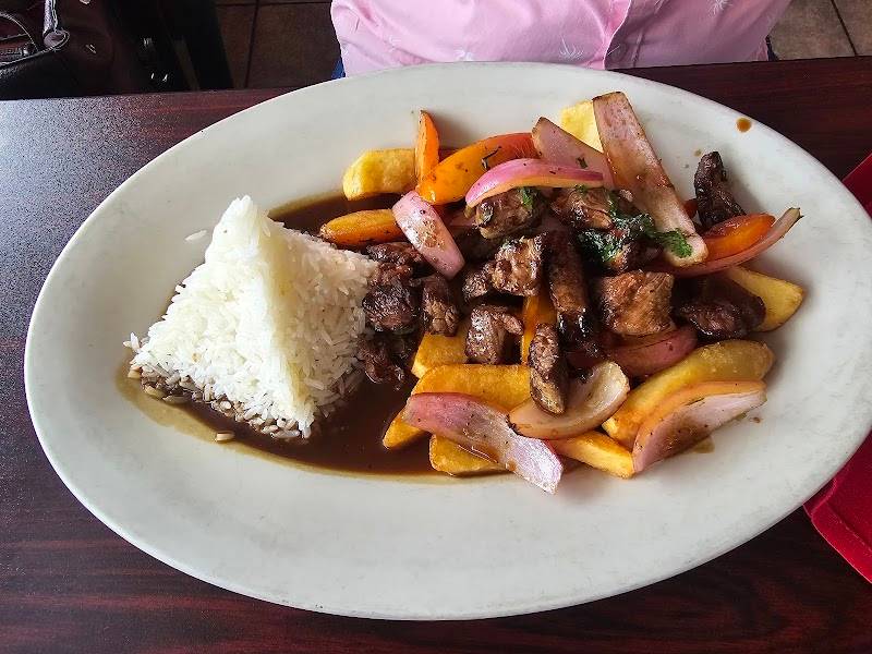 La Guitarra con Sazon restaurant in Houston - photo 4