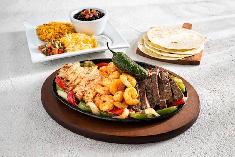 Chili's Grill & Bar restaurant in Houston - photo 3