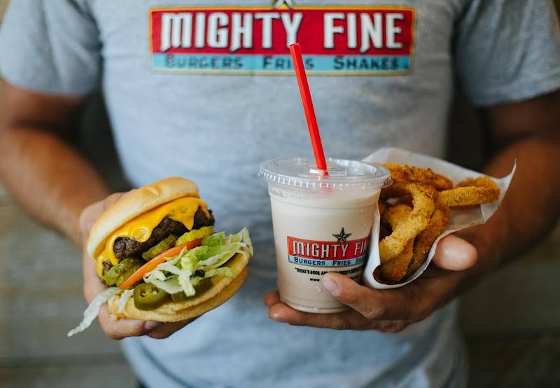 Mighty Fine Burgers Cedar Park restaurant in Cedar Park - photo 3