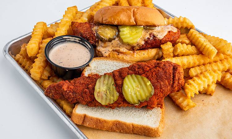 Main Bird Hot Chicken - Cypress restaurant in Houston - photo 4