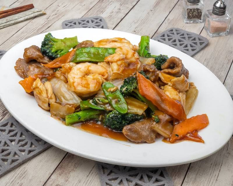 FANG ’ BISTRO【Cypress】Chinese N Sushi Restaurant restaurant in Houston - photo 5