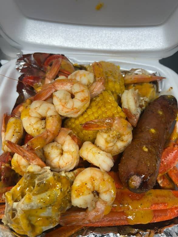 Yum Yums Cajun Seafood & More restaurant in Katy - photo 3