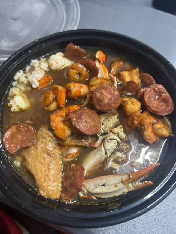 Yum Yums Cajun Seafood & More restaurant in Katy - photo 5