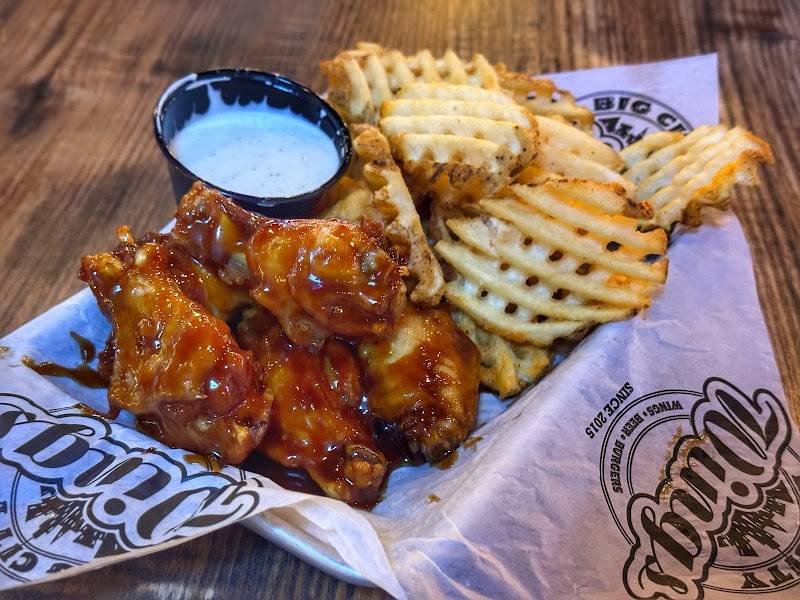 Big City Wings restaurant in Houston - photo 4