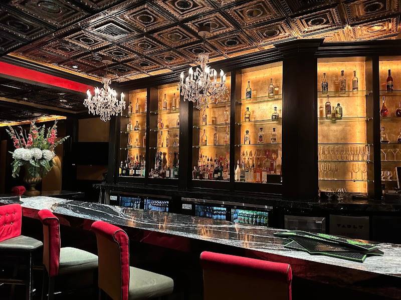 The Men's Club of Houston restaurant in Houston - photo 5