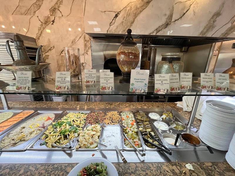 Dimassi's Mediterranean Buffet restaurant in Houston - photo 4