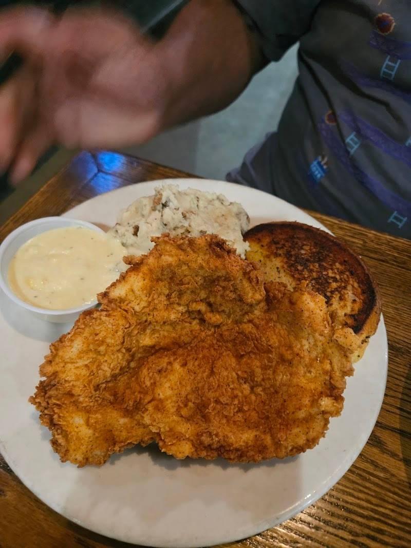 Boudreaux's Cajun Kitchen restaurant in Houston - photo 3