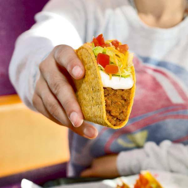 Taco Bell restaurant in Half Moon Bay - photo 3