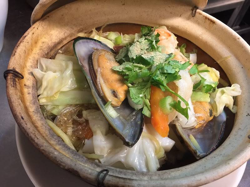 Spice Me Thai Cuisine restaurant in Half Moon Bay - photo 4