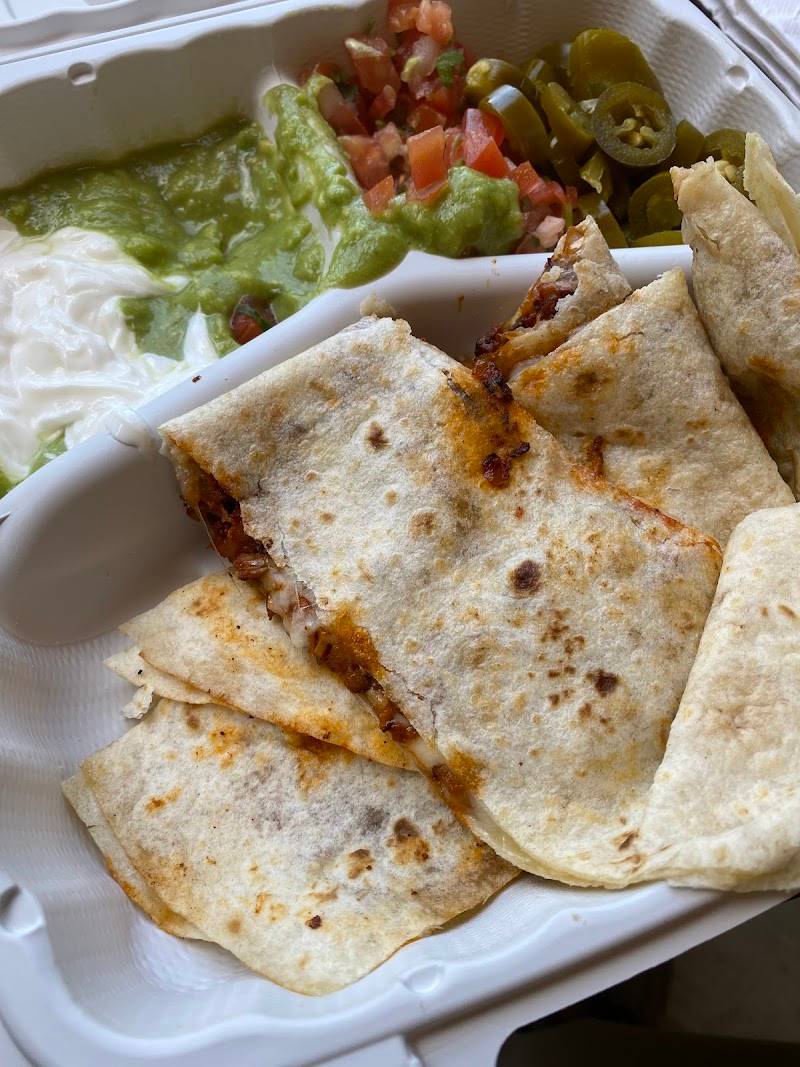 Taqueria La Gallina restaurant in Half Moon Bay - photo 4
