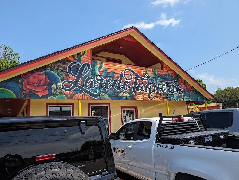 Laredo Taqueria restaurant in Houston - main photo