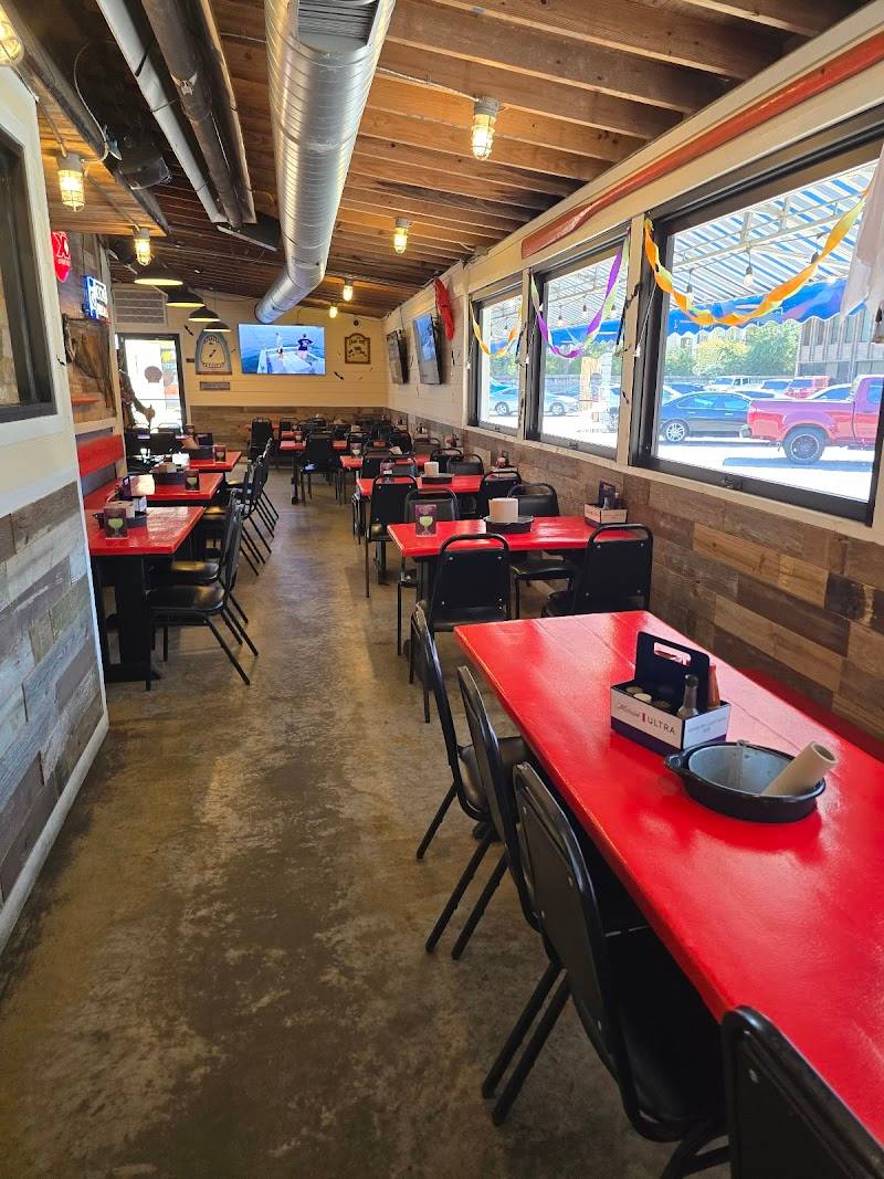 Bluewater Seafood - Champions restaurant in Houston - photo 5