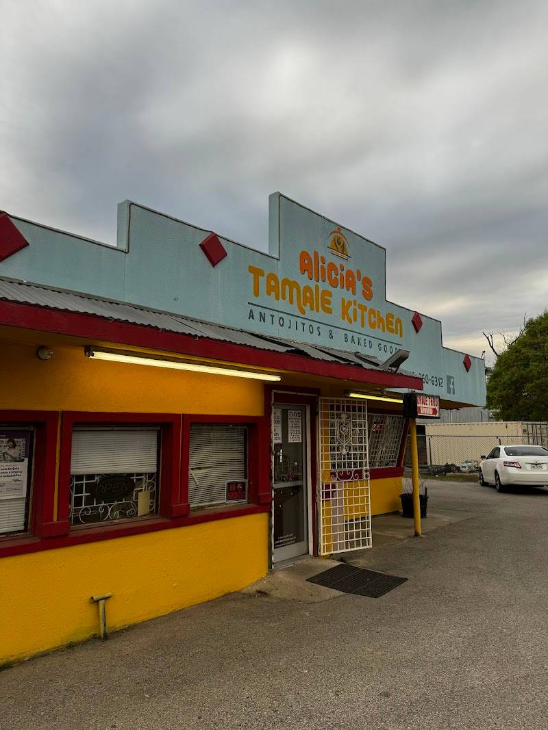 Tomas bakery restaurant in Houston - photo 5