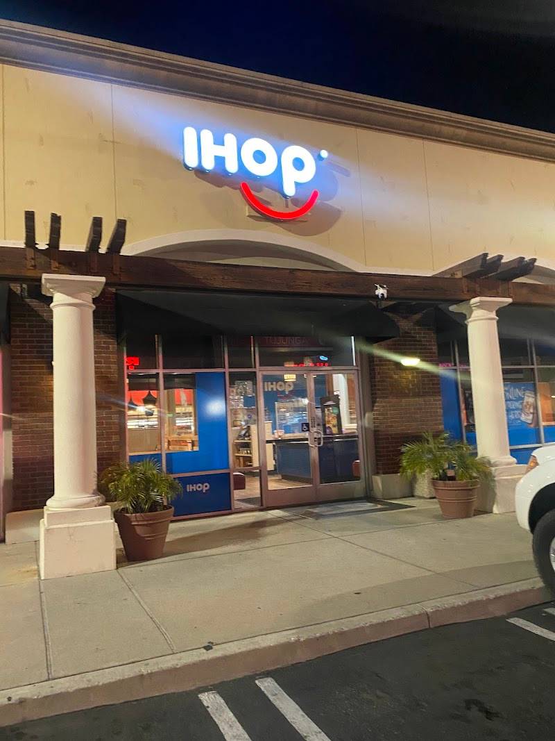 IHOP restaurant in Los Angeles - photo 4