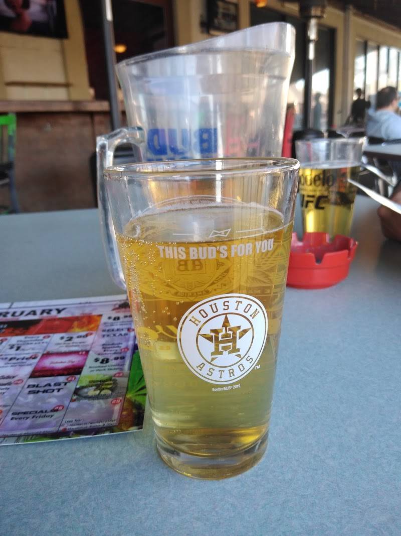 Bullpen Pizza restaurant in Sugar Land - photo 5
