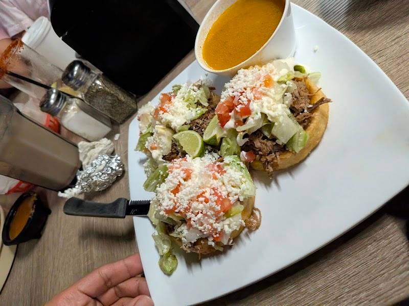 Tostada Regia I-10 restaurant in Houston - photo 3