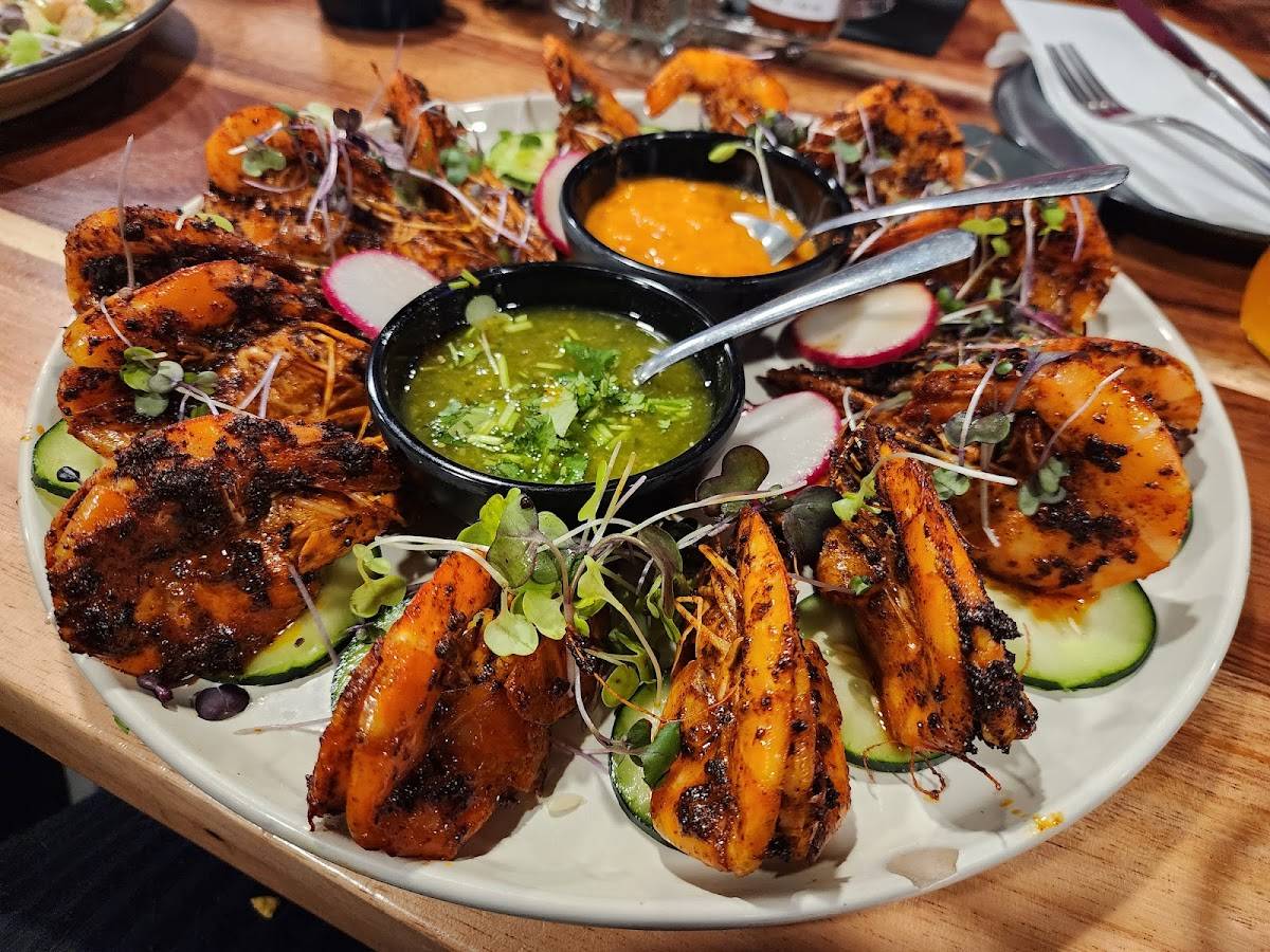 Mariscos Playa Hermosa restaurant in Phoenix - photo 7