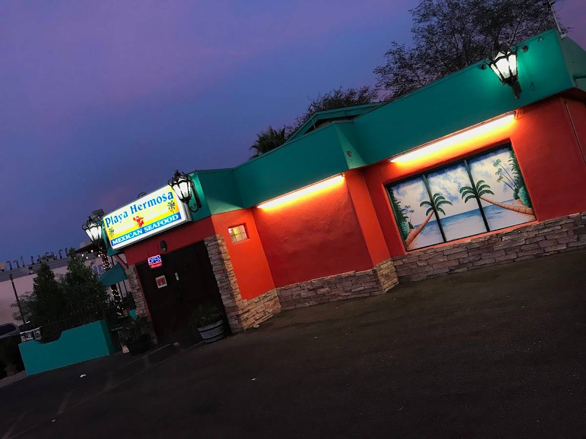 Mariscos Playa Hermosa restaurant in Phoenix - photo 10