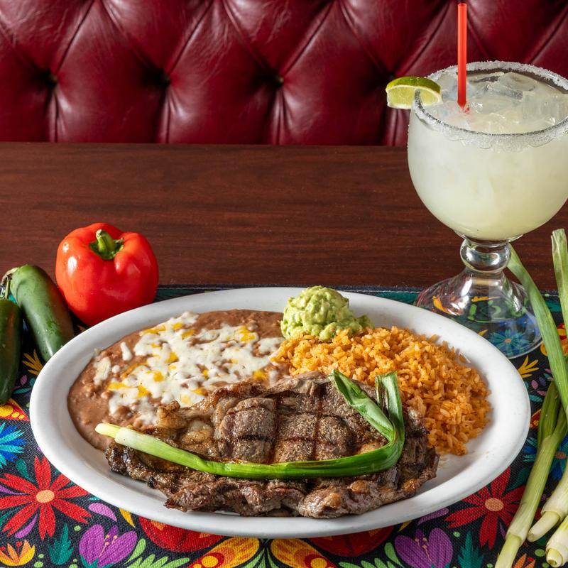 Ernie's Mexican Restaurant restaurant in North Hollywood - photo 3